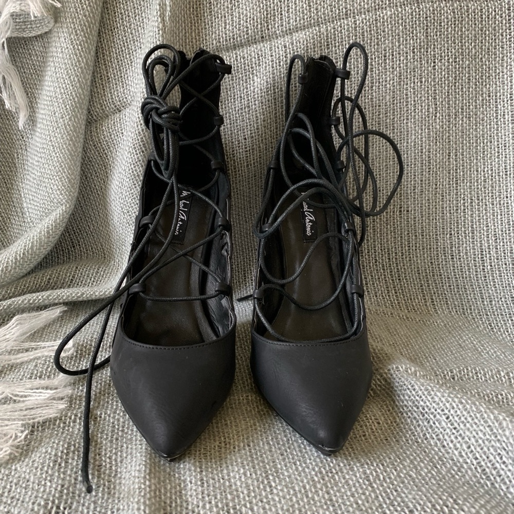 Michael Antonio Jin lace up Stiletto pumps